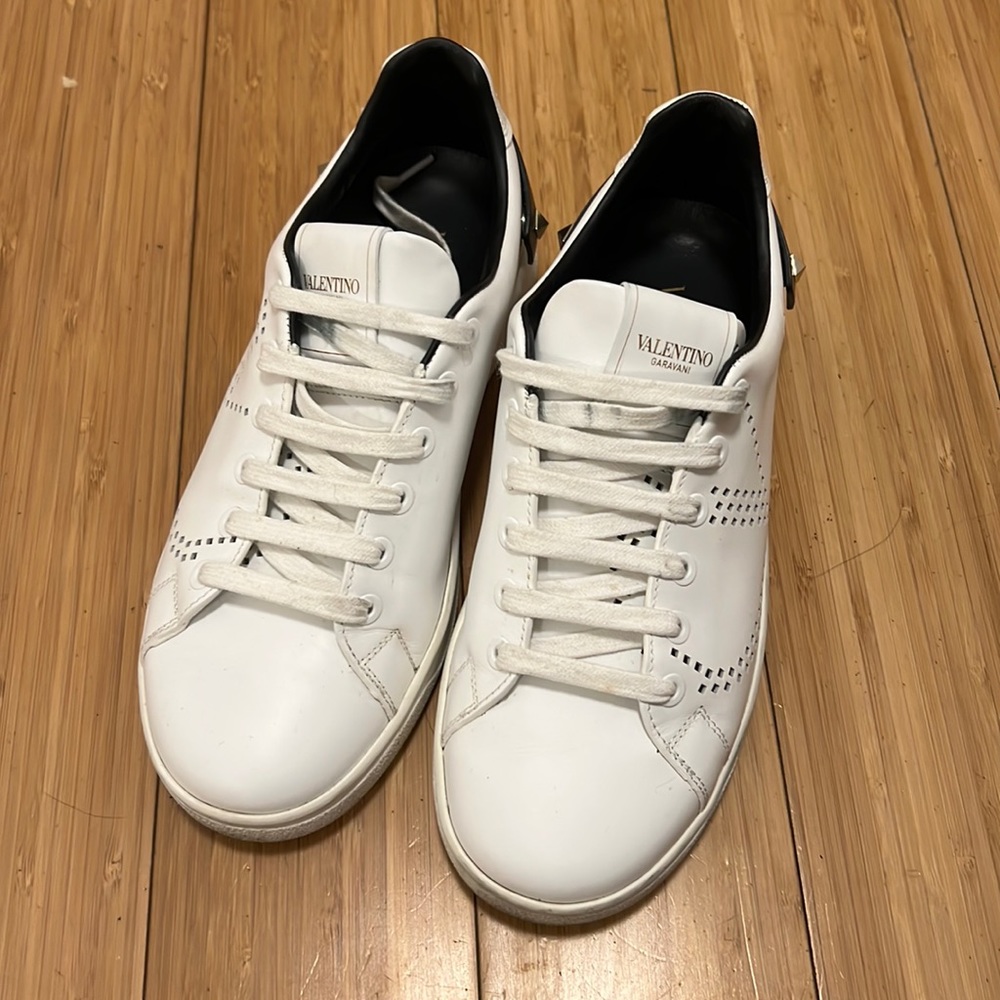 Valentino garavani sneakers
